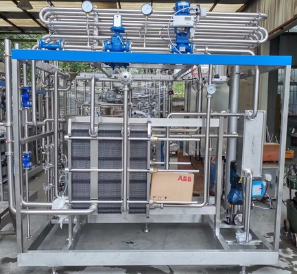500-20000L / H PLC 500-20000L / H 살균기와 함께 사용자 정의 500-20000L / H 살균기 사과 / 오렌지 / 코코넛 처리 라인 SUS304 / 316