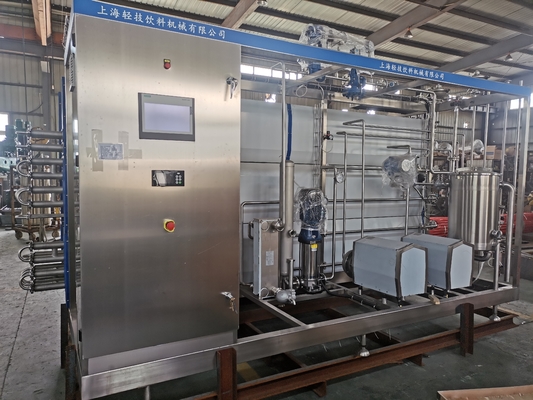 첨단 기술 사용자 정의 0.5-20T / H UHT 살균 기계 오렌지 / 애플 / 망고 주스 처리 라인 새로운 PLC와 UHT 살균기