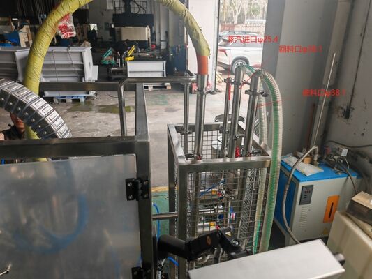 정확성 ±0.5 % 팩 인 박스 충전 기계 공기 압력 0.6-0.8MPa에서 작동 정확 액체 분배에 이상적입니다